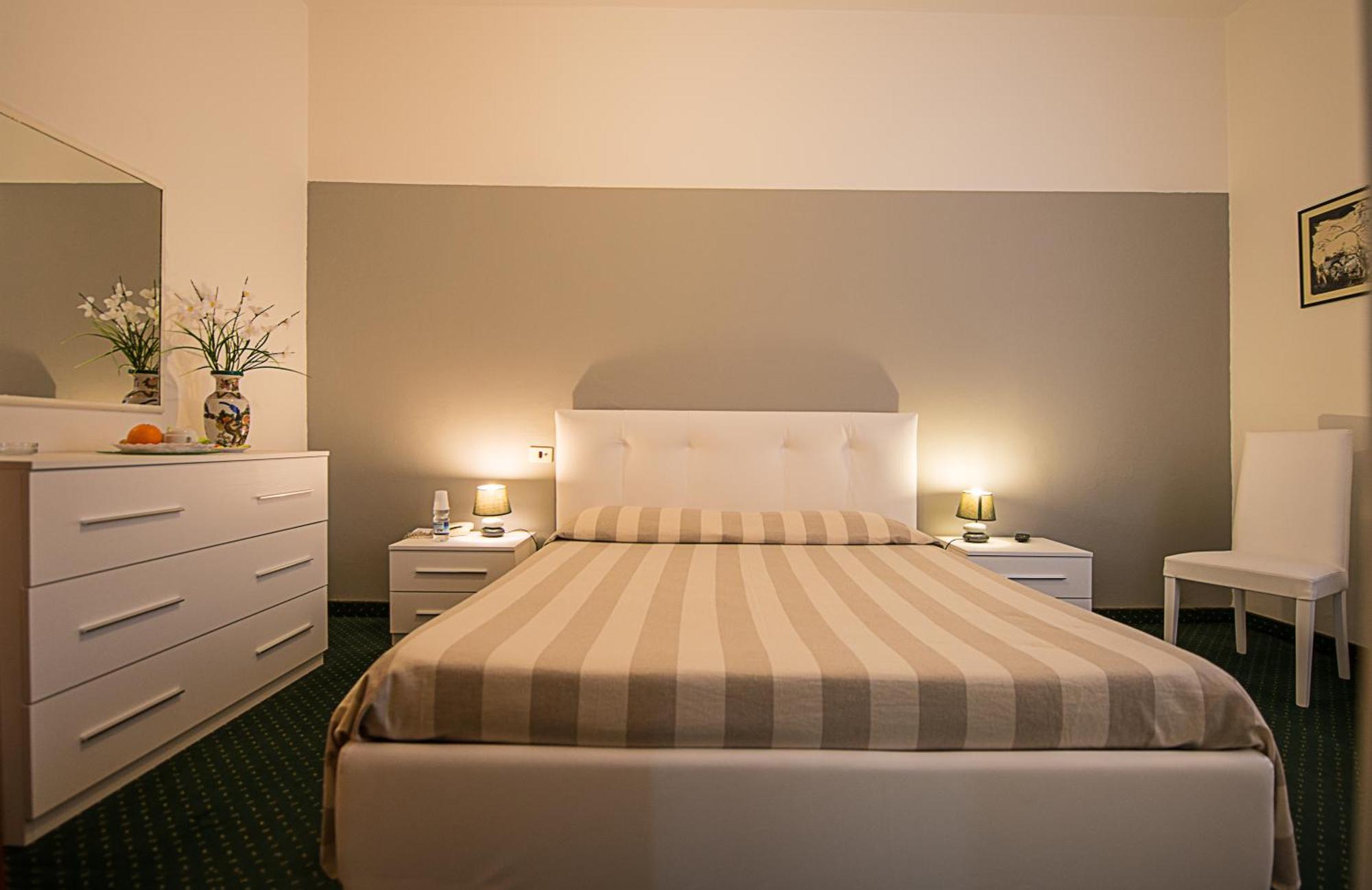 Hotel Ariston Piombino Ruang foto