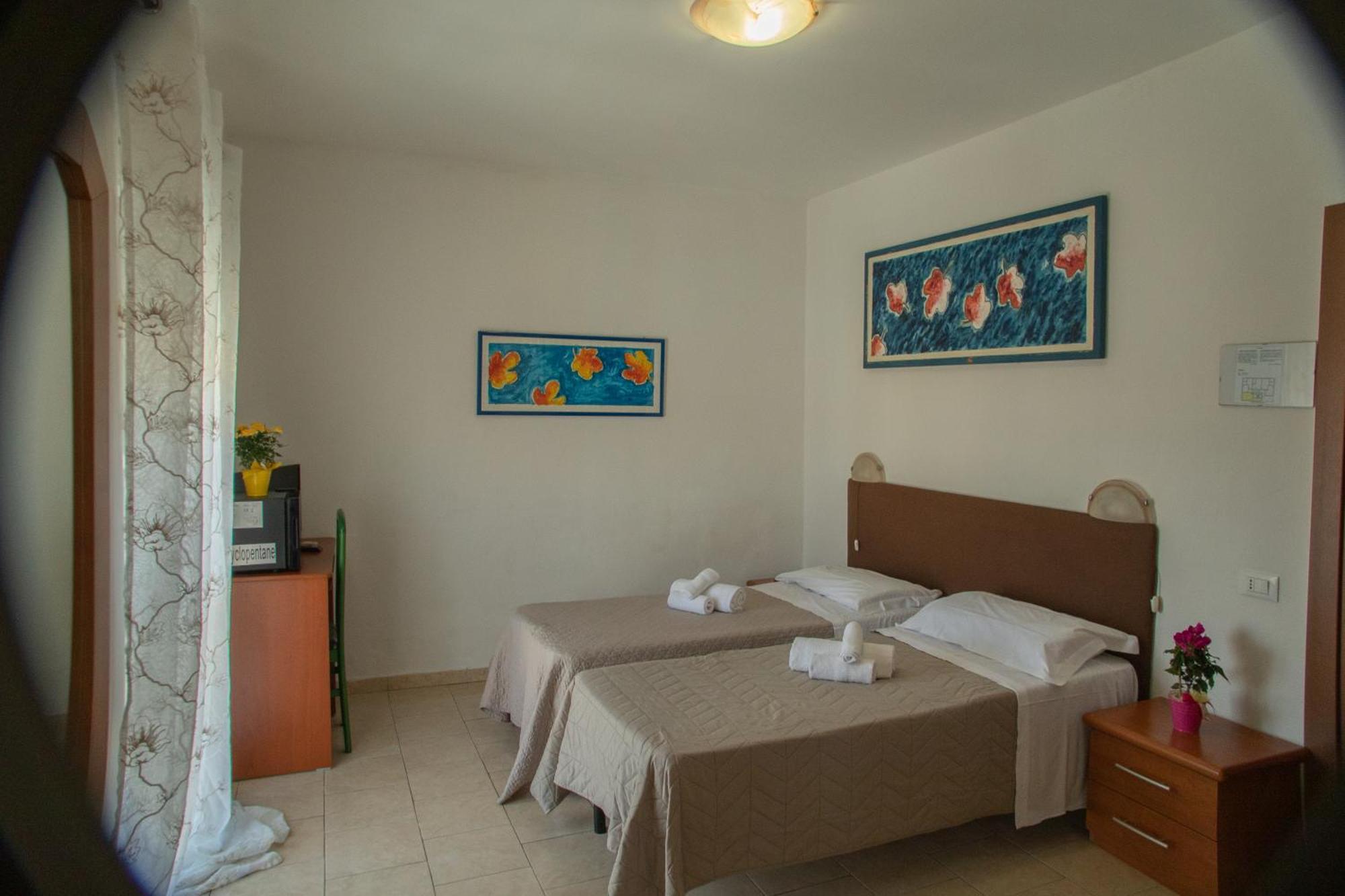 Hotel Ariston Piombino Bagian luar foto
