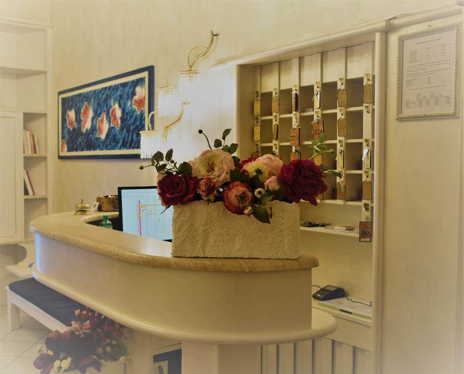 Hotel Ariston Piombino Bagian luar foto